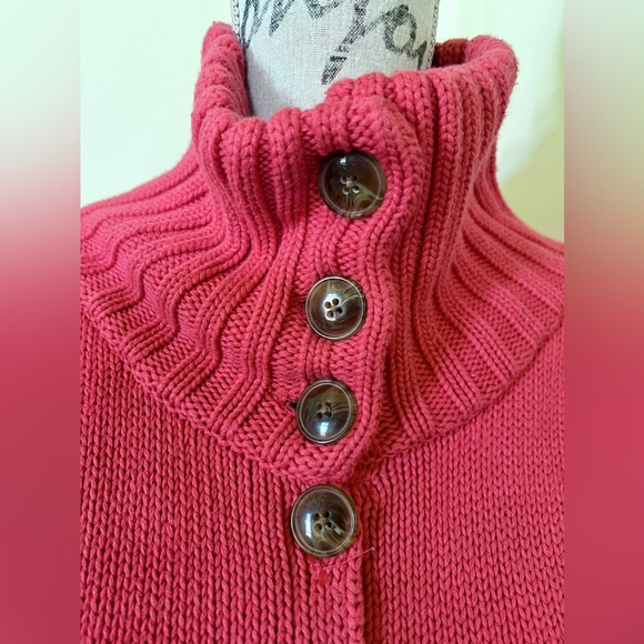 Buttoned, High Cowl Neck, Rib Knit, 3/4 Sleeves Short Sweater. - Picture 2 of 14